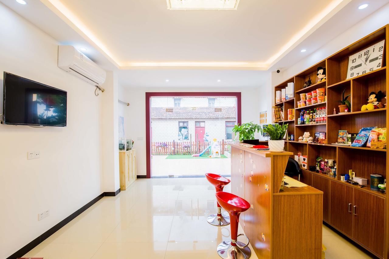 Homestay Hua's Shanghai